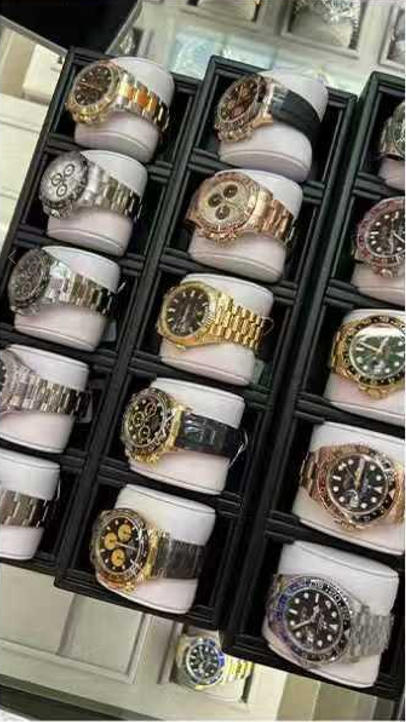 watch display